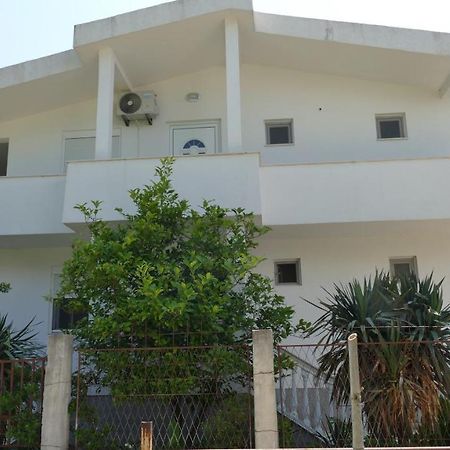 Apartmani Scepanovic Sutomore Zewnętrze zdjęcie